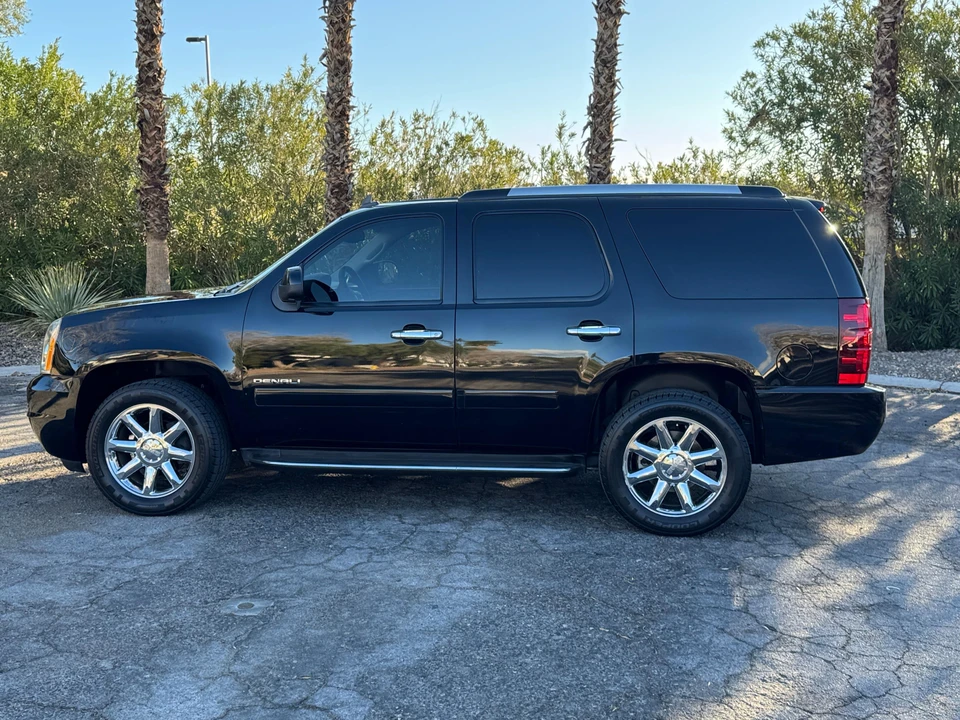 2012 GMC Yukon 3rd Gen - Image 16 of 31