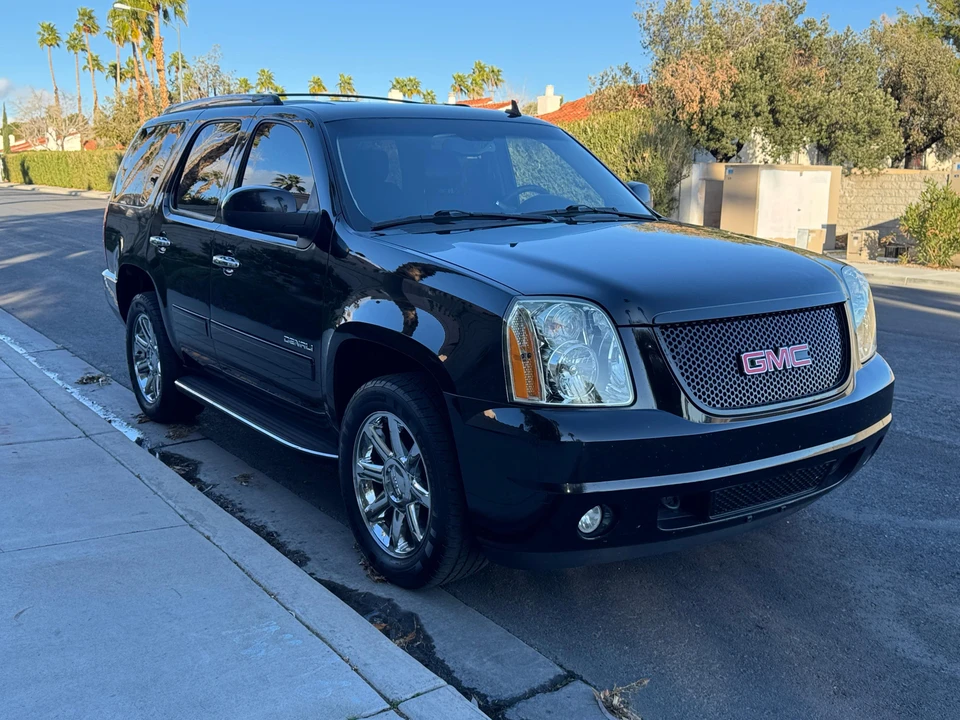 2012 GMC Yukon 3rd Gen - Image 25 of 31