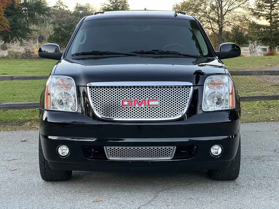 2012 GMC Yukon 3rd Gen - Image 11 of 31