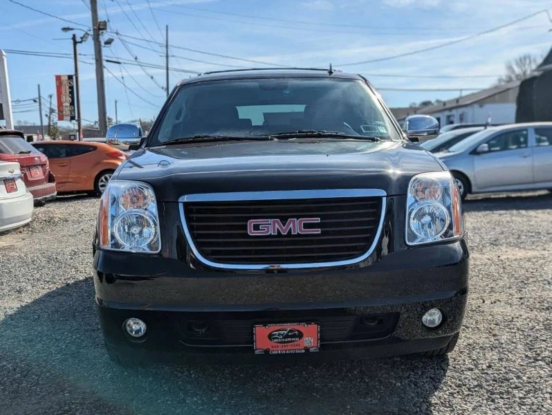 2012 GMC Yukon 3rd Gen - Image 2 of 12