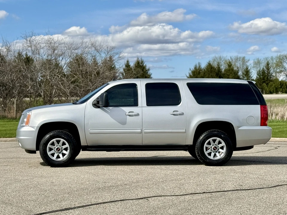 2012 GMC Yukon 3rd Gen - Image 9 of 31