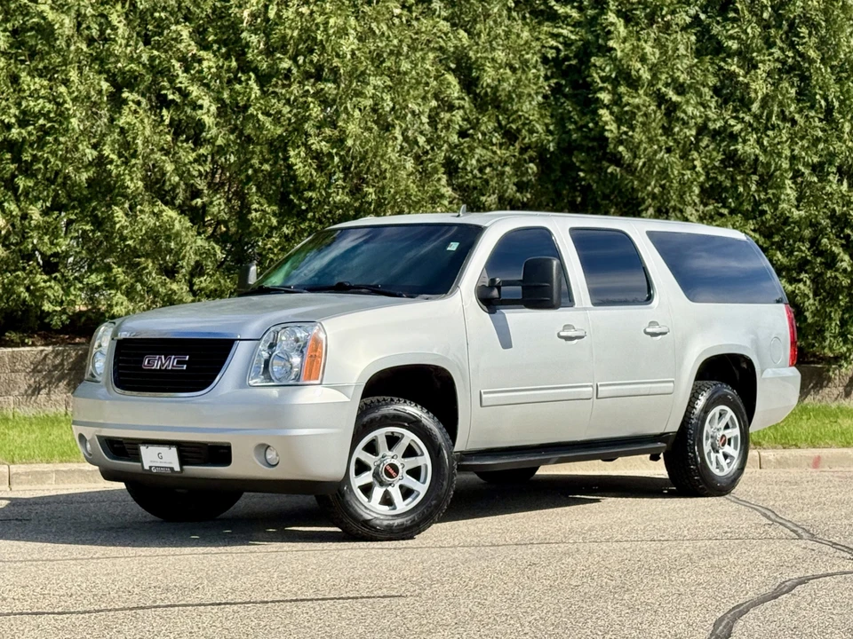 2012 GMC Yukon 3rd Gen - Image 3 of 31