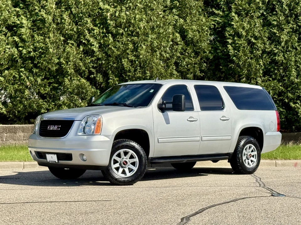 2012 GMC Yukon 3rd Gen - Image 4 of 31