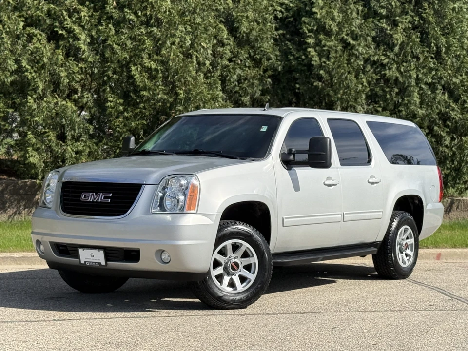 2012 GMC Yukon 3rd Gen - Image 2 of 31