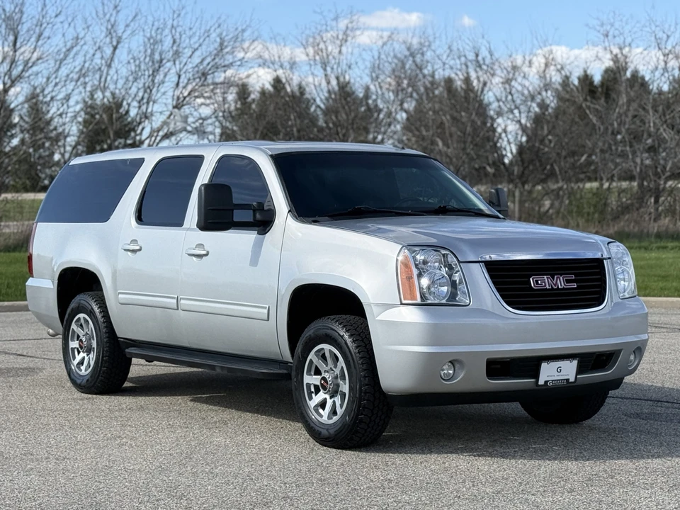 2012 GMC Yukon 3rd Gen - Image 15 of 31