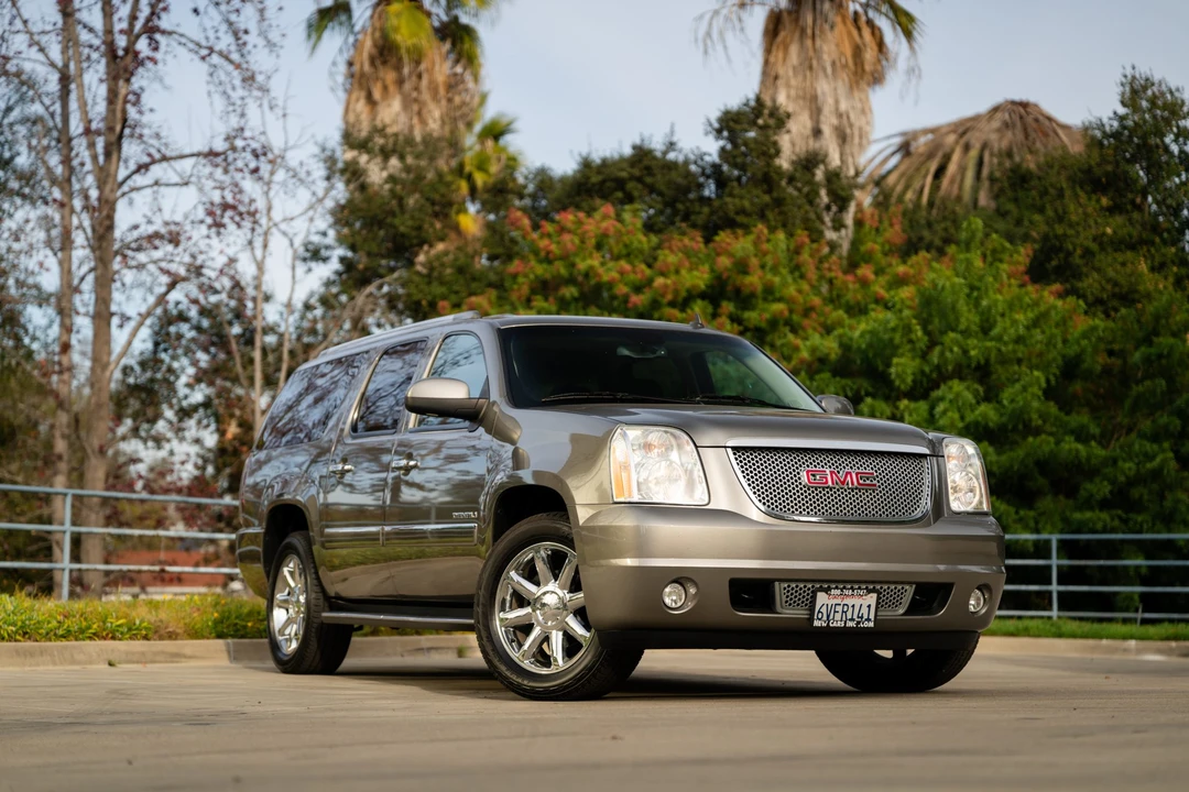 2012 GMC Yukon 3rd Gen - Image 8 of 31