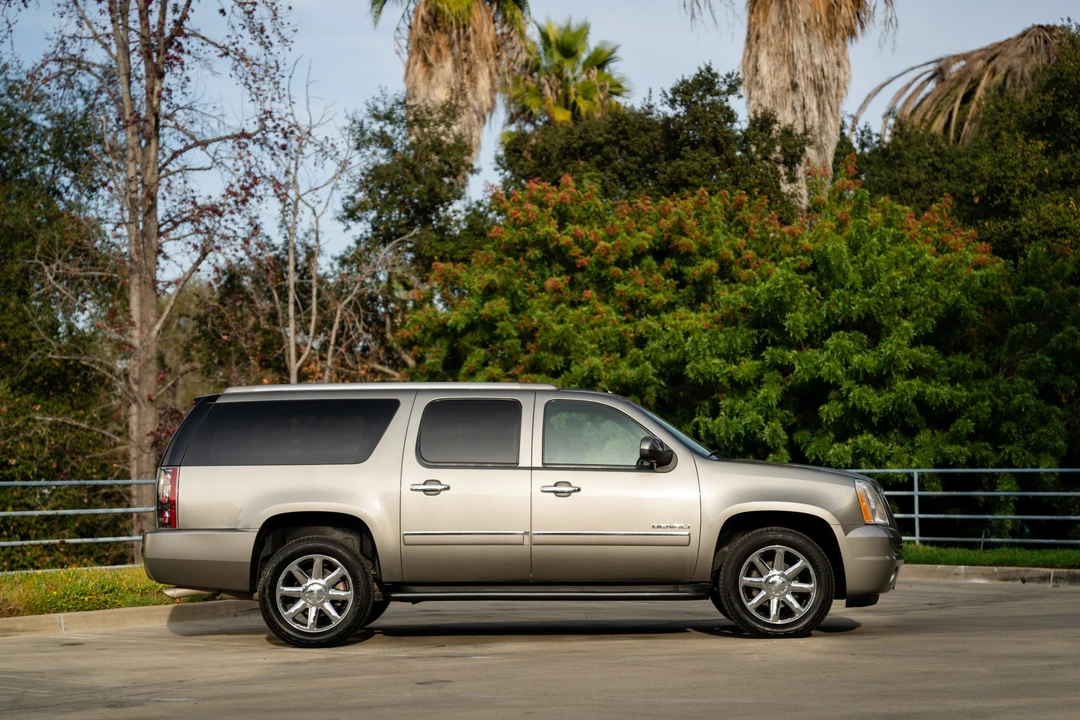 2012 GMC Yukon 3rd Gen - Image 7 of 31