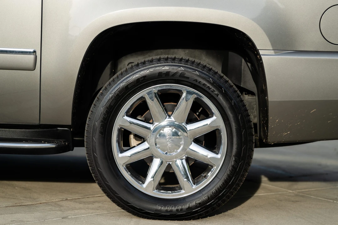 2012 GMC Yukon 3rd Gen - Image 30 of 31