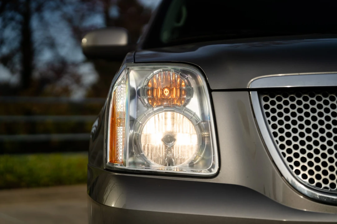 2012 GMC Yukon 3rd Gen - Image 18 of 31