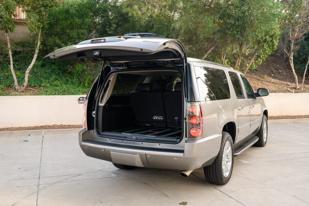 2012 GMC Yukon 3rd Gen - Image 11 of 31