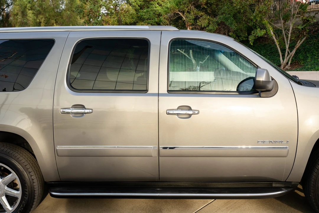 2012 GMC Yukon 3rd Gen - Image 15 of 31
