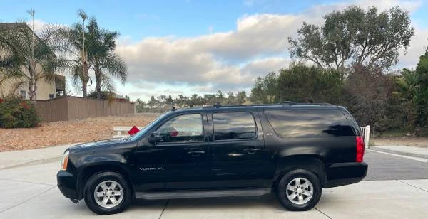 2012 GMC Yukon 3rd Gen - Image 2 of 28