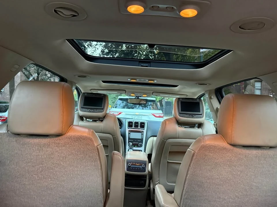 2012 GMC Acadia - Image 14 of 16