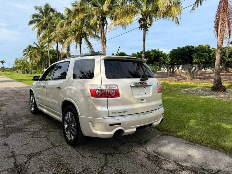 2012 GMC Acadia - Image 3 of 6