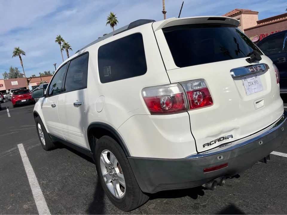 2012 GMC Acadia - Image 5 of 9