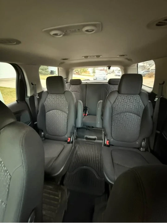2012 GMC Acadia - Image 6 of 9
