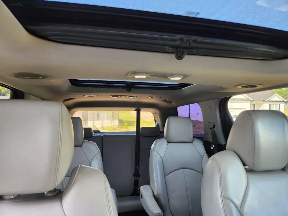 2012 GMC Acadia - Image 8 of 9