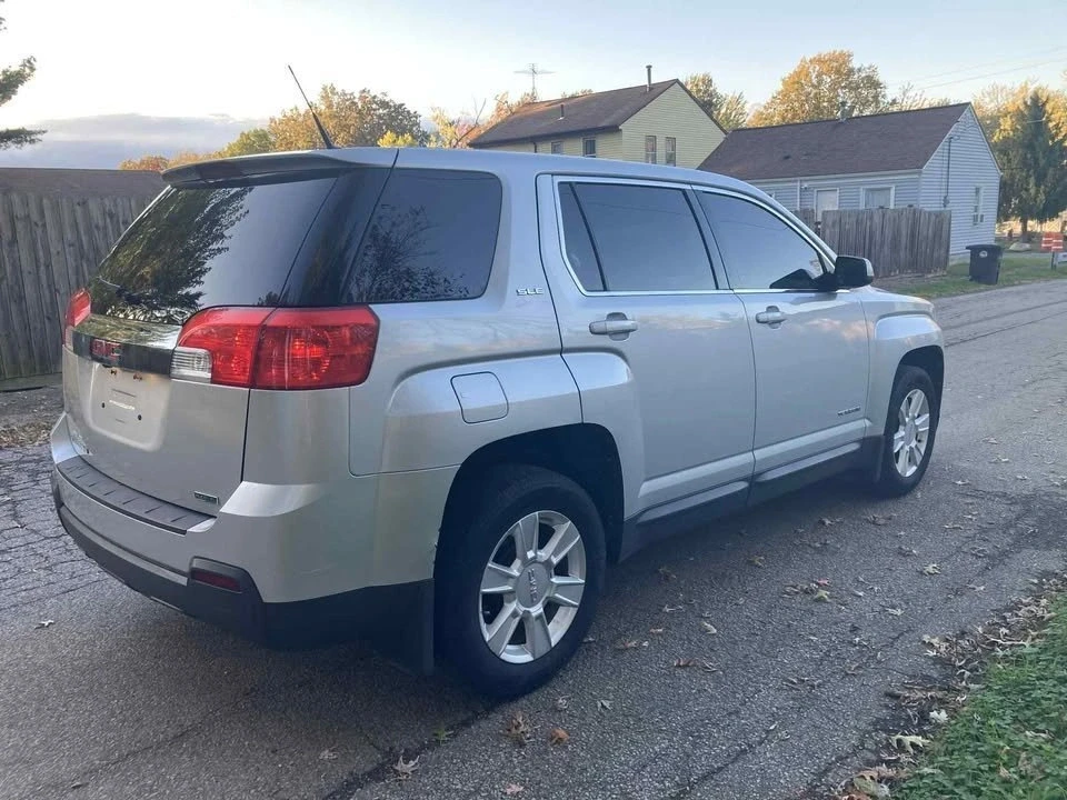 2012 GMC Terrain - Image 2 of 8