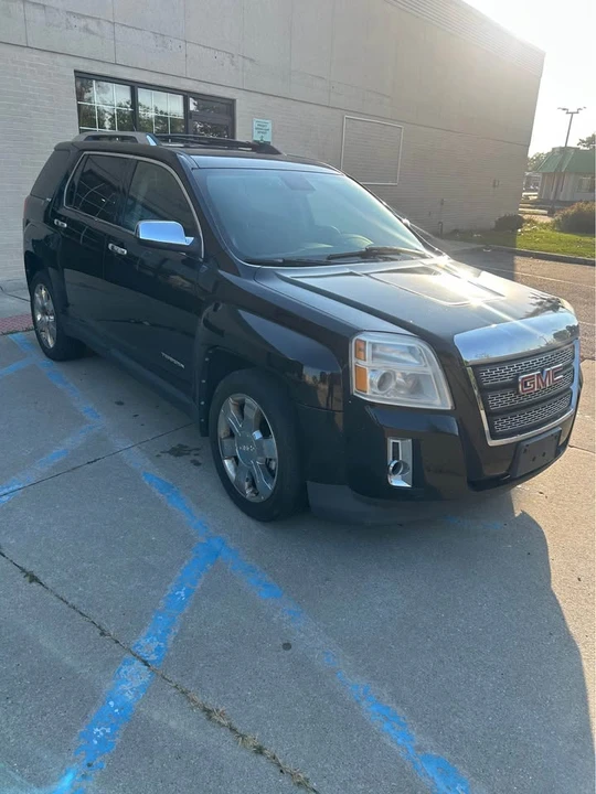 2012 GMC Terrain - Image 9 of 11