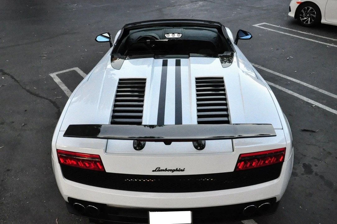 2012 Lamborghini Gallardo LP570-4 Spyder Performante - Image 5 of 18