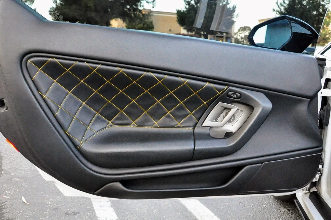 2012 Lamborghini Gallardo LP570-4 Spyder Performante - Image 14 of 18
