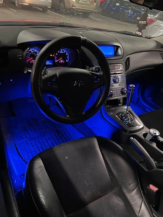 2012 Hyundai Genesis - Image 4 of 9