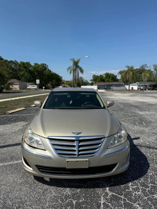 2012 Hyundai Genesis - Image 2 of 11