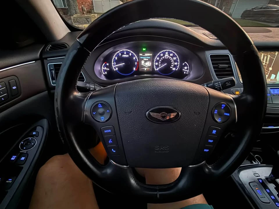 2012 Hyundai Genesis - Image 2 of 17