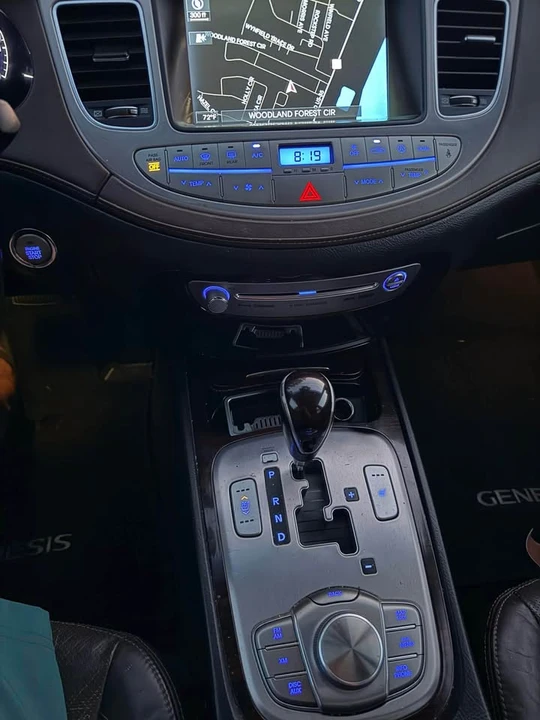 2012 Hyundai Genesis - Image 3 of 17