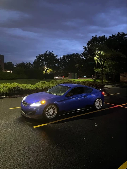 2012 Hyundai Genesis Coupe - Image 5 of 7