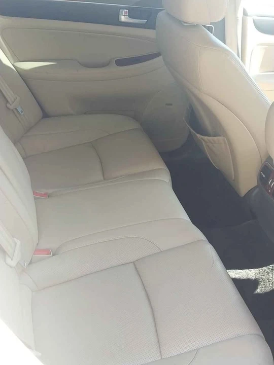 2012 Hyundai Genesis - Image 5 of 11