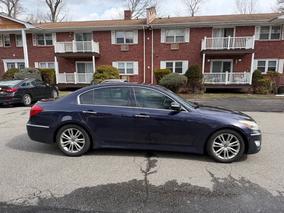 2012 Hyundai Genesis - Image 3 of 6