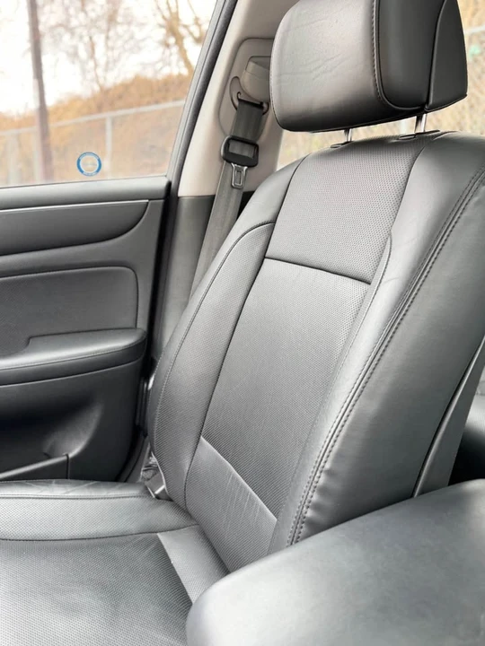 2012 Hyundai Genesis - Image 18 of 20