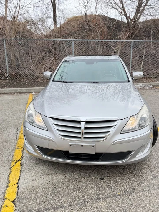 2012 Hyundai Genesis - Image 5 of 20