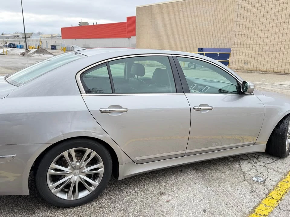 2012 Hyundai Genesis - Image 3 of 20