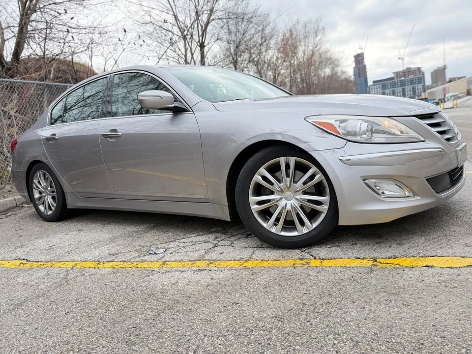 2012 Hyundai Genesis - Image 6 of 20