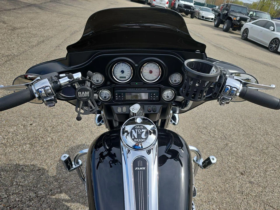 2012 Harley-Davidson Touring Twin Cam - Image 6 of 21