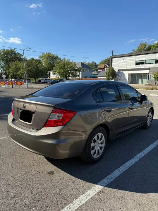 2012 Honda Civic 9th Gen - Image 3 of 7