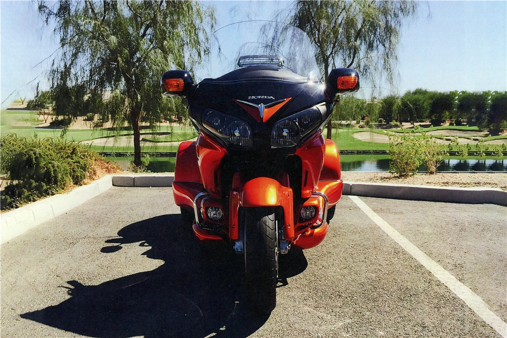 2012 Honda Gold Wing - Image 3 of 4