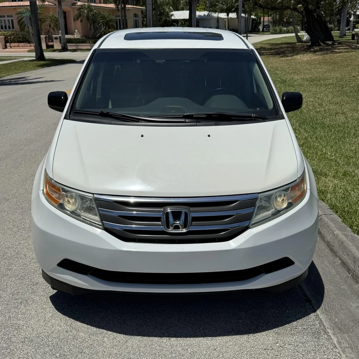 2012 Honda Odyssey - Image 8 of 12