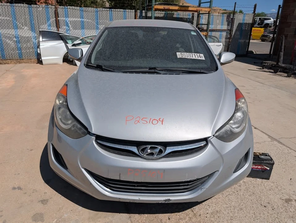 2012 Hyundai Elantra - Image 6 of 9