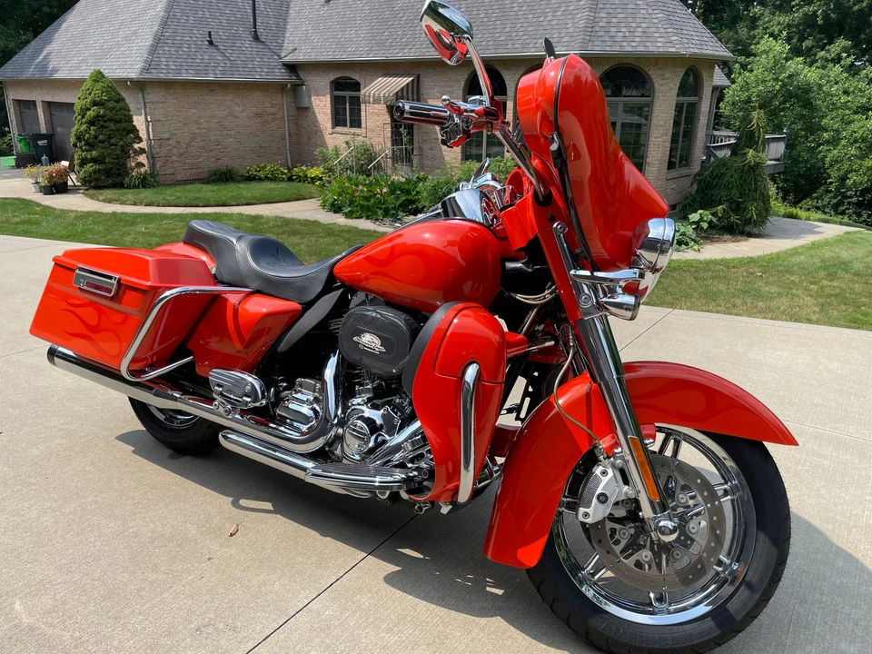 2012 Harley-Davidson CVO - Image 6 of 31