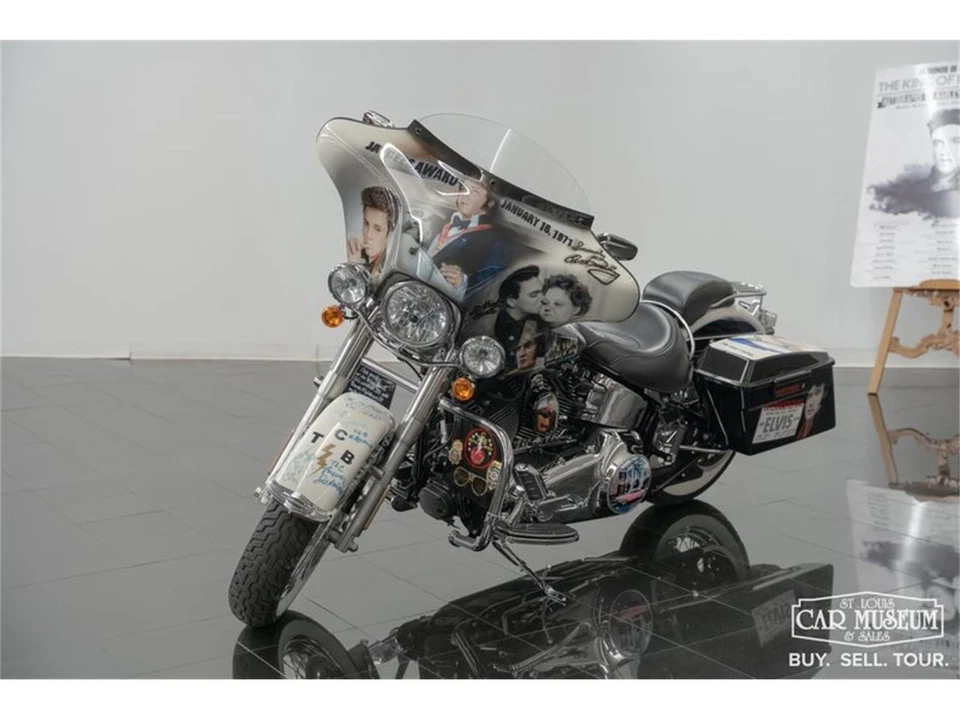2012 Harley-Davidson Softail - Image 2 of 31