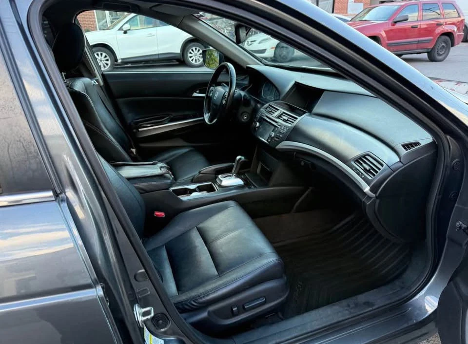 2012 Honda Accord 8th Gen - Image 8 of 19