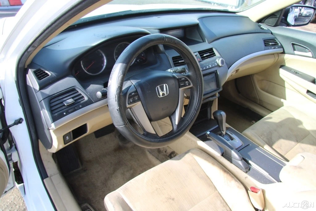 2012 Honda Accord 8th Gen - Image 13 of 21