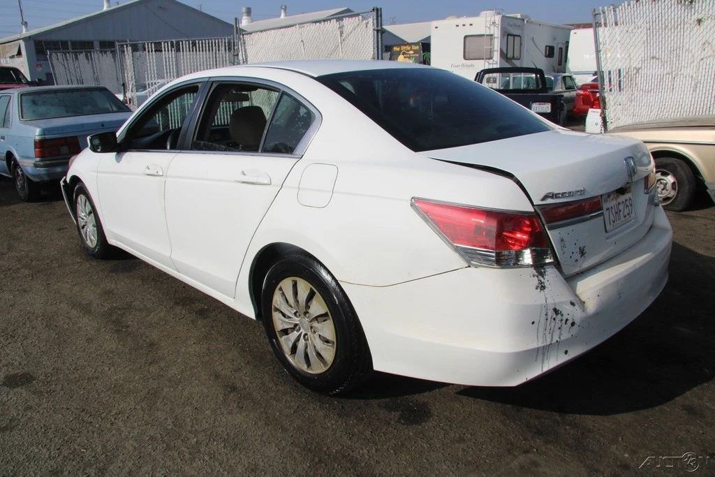 2012 Honda Accord 8th Gen - Image 4 of 21