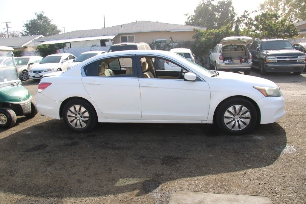 2012 Honda Accord 8th Gen - Image 7 of 21