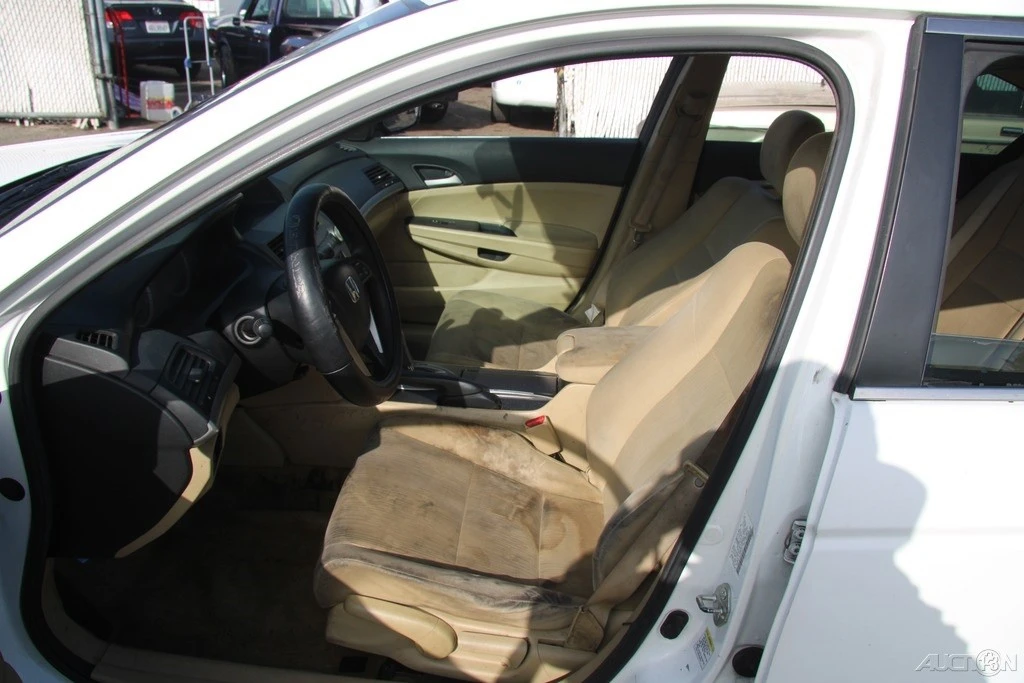2012 Honda Accord 8th Gen - Image 12 of 21