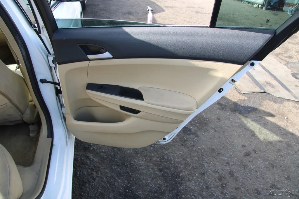 2012 Honda Accord 8th Gen - Image 20 of 21