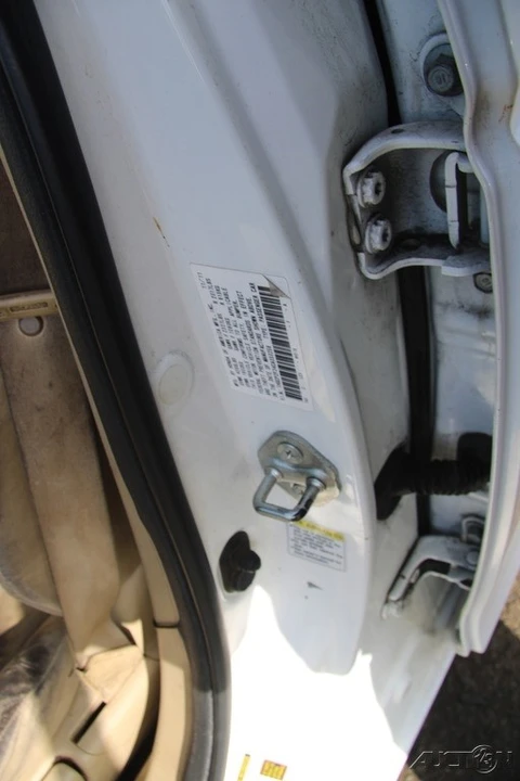 2012 Honda Accord 8th Gen - Image 10 of 21